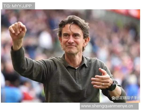 弗兰克呼吁热刺球迷支持维卡里奥不应嘘声相向展现真正的球队精神